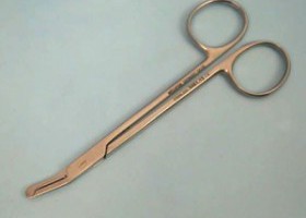 131105 Nůžky na vyndávání stehů s držákem sutury, 12cm